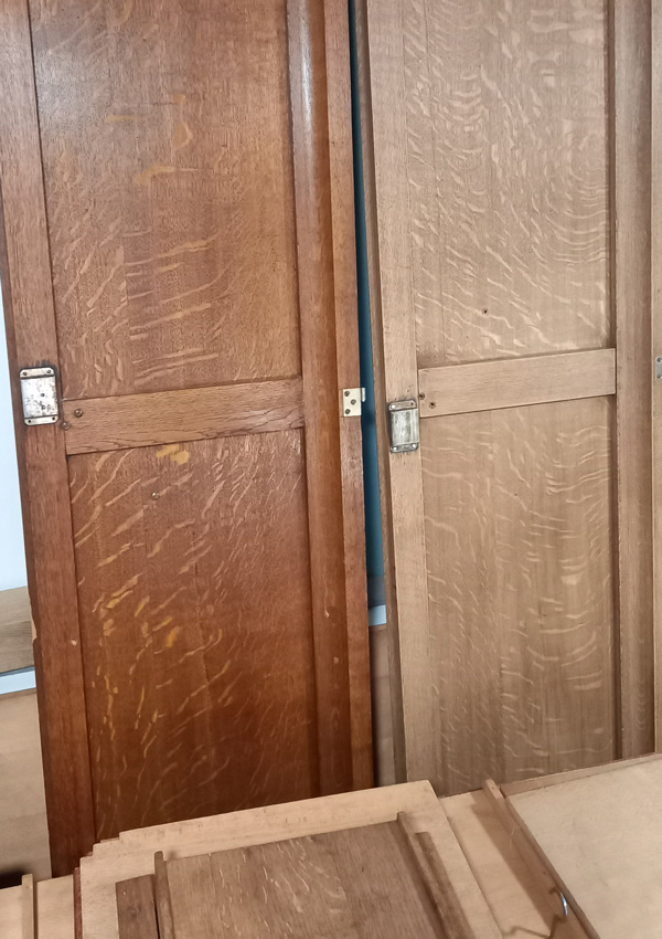 portes ancien meuble à rénover